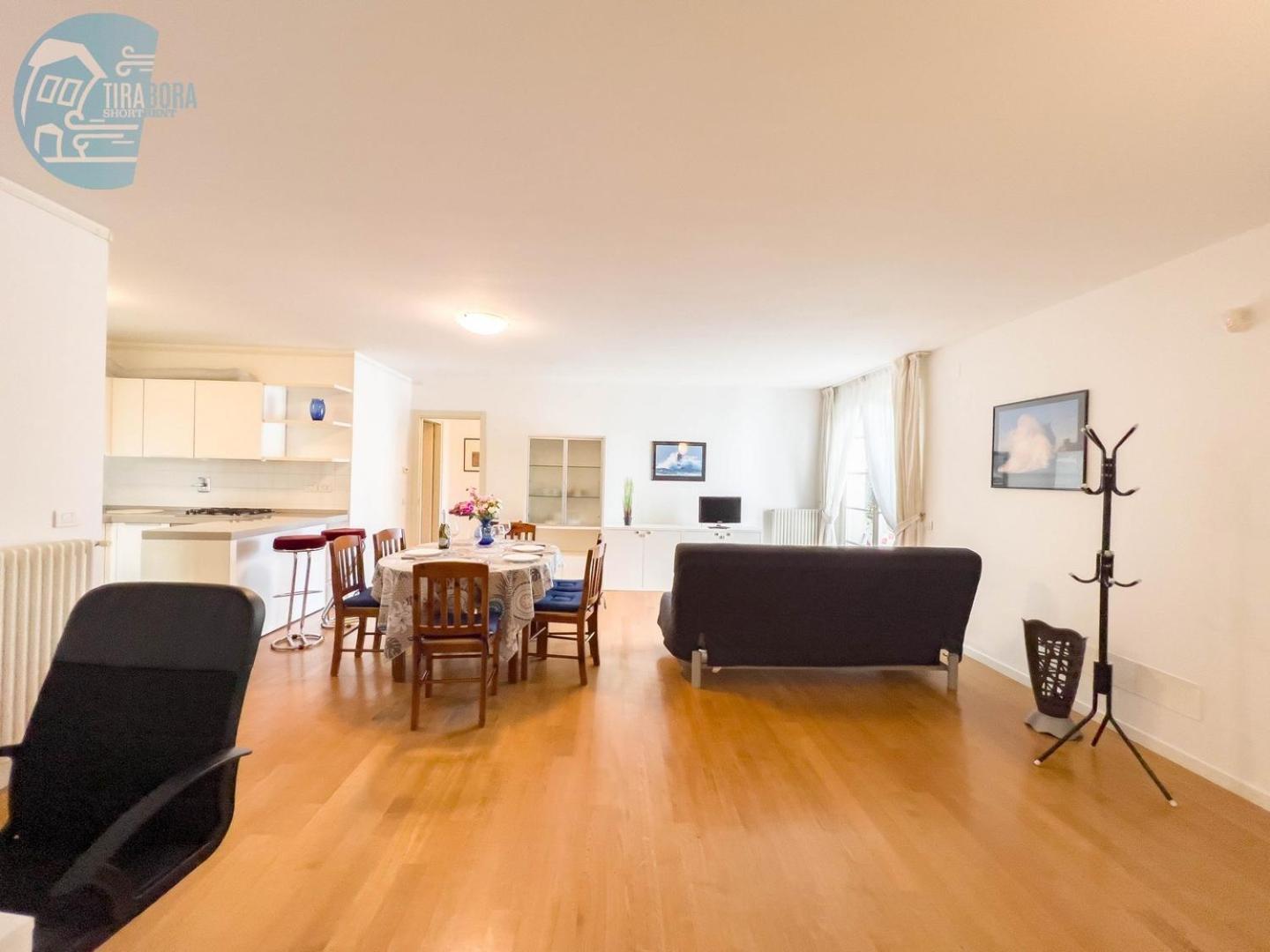 Cattedrale 5 Tirabora Short Rent Apartment Trieste