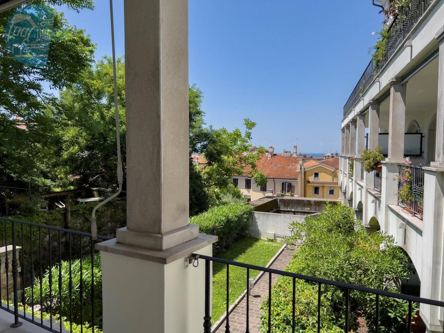 Cattedrale 5 Tirabora Short Rent Apartment